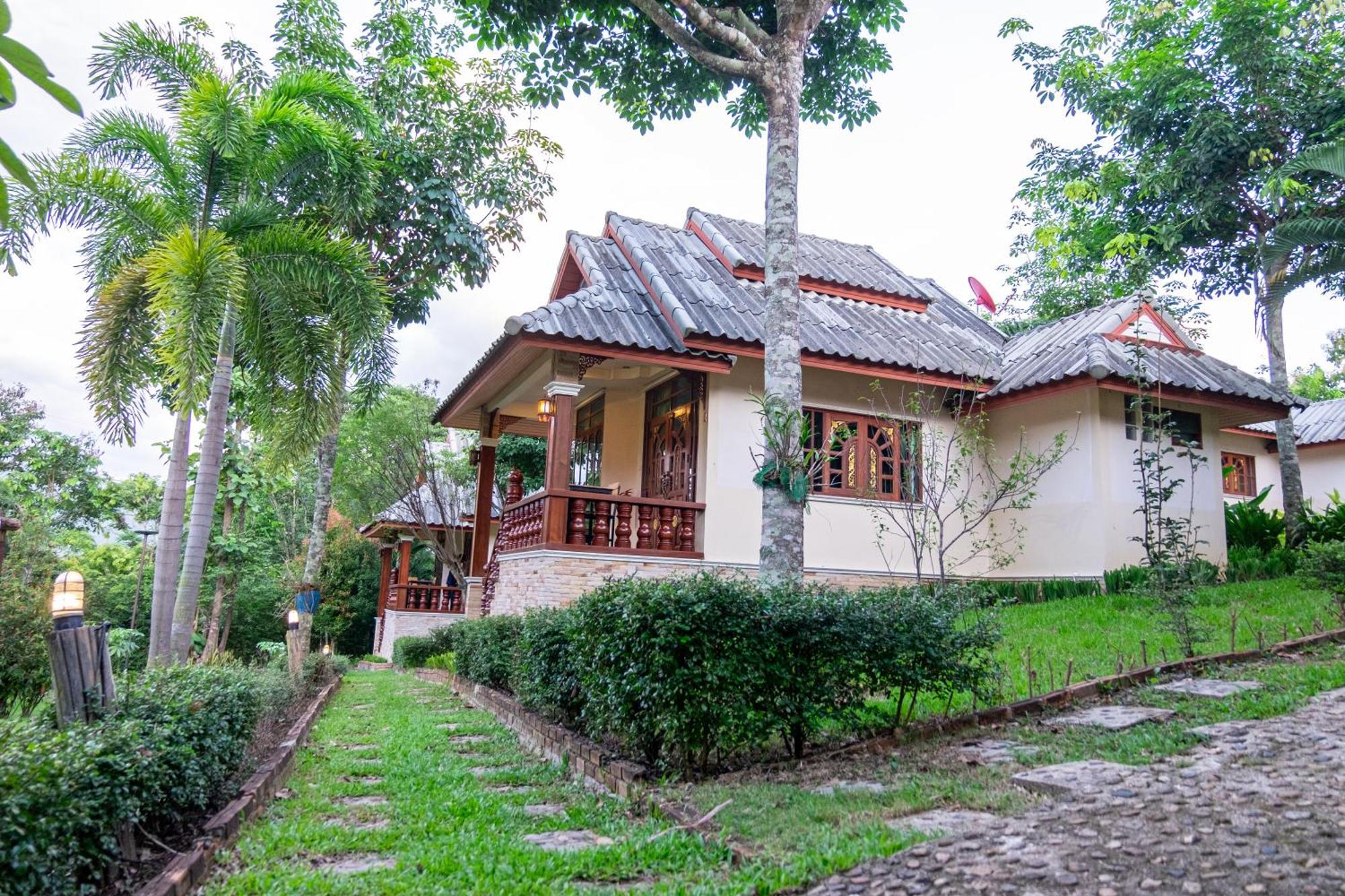 Mont Goei Pai Hotel Екстериор снимка