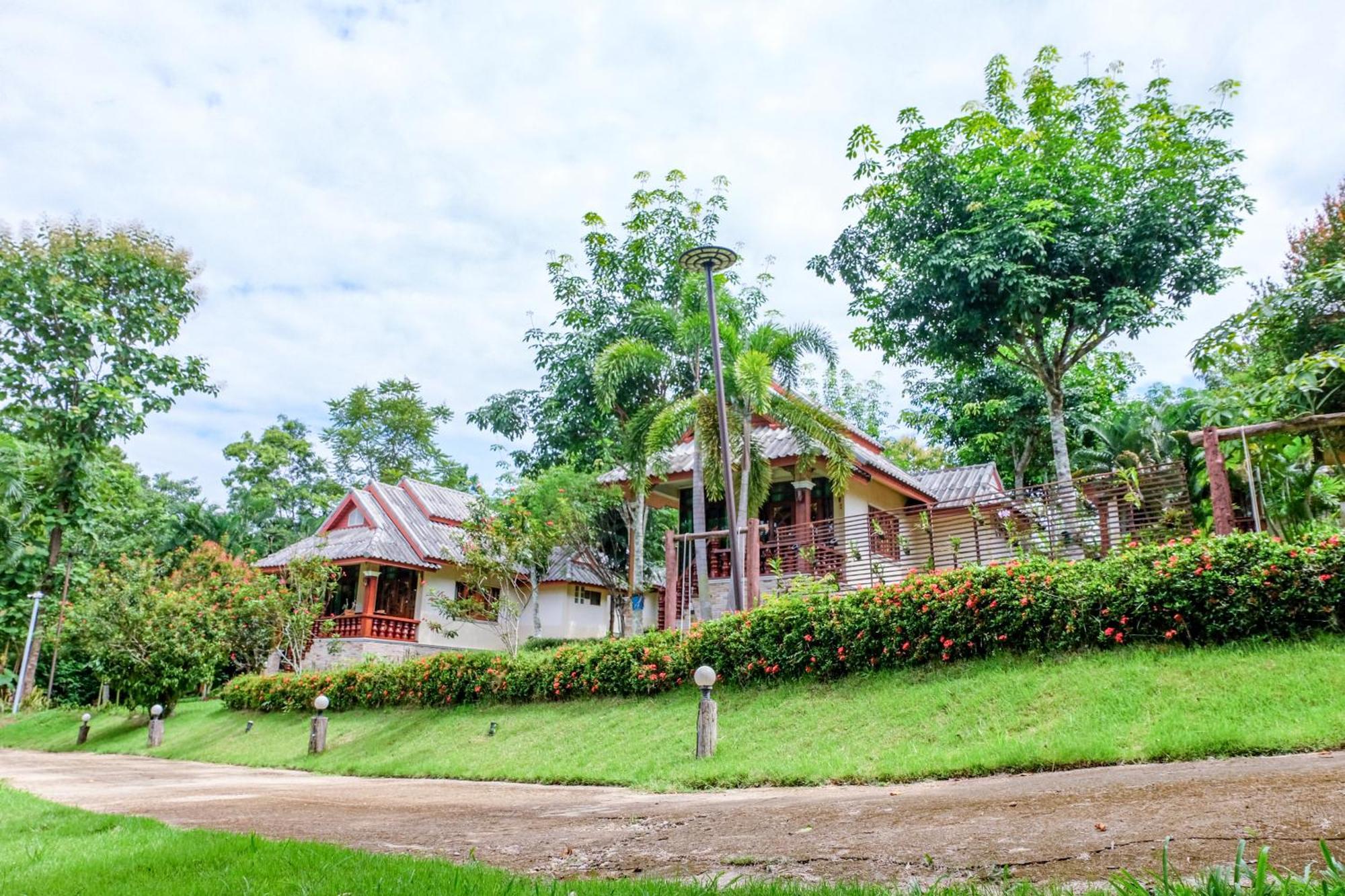 Mont Goei Pai Hotel Екстериор снимка