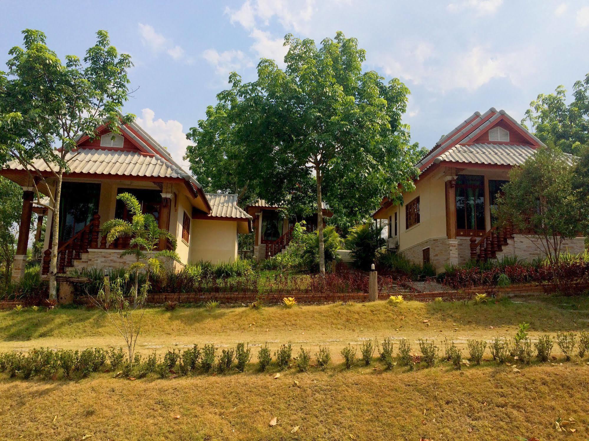 Mont Goei Pai Hotel Екстериор снимка