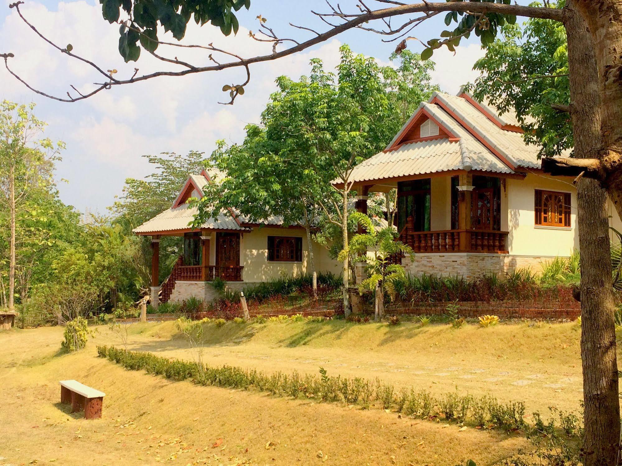 Mont Goei Pai Hotel Екстериор снимка